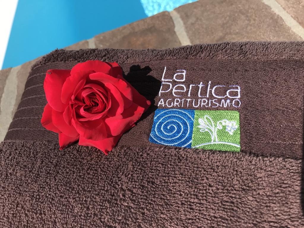 Agriturismo La Pertica كوسترمانو المظهر الخارجي الصورة